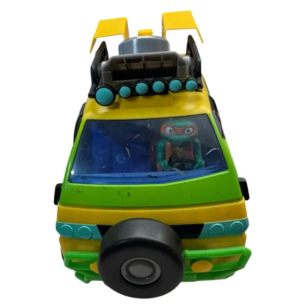Teenage Mutant Ninja‎ Turtles Mutant Mayhem RC Pizza Blaster Vehicle